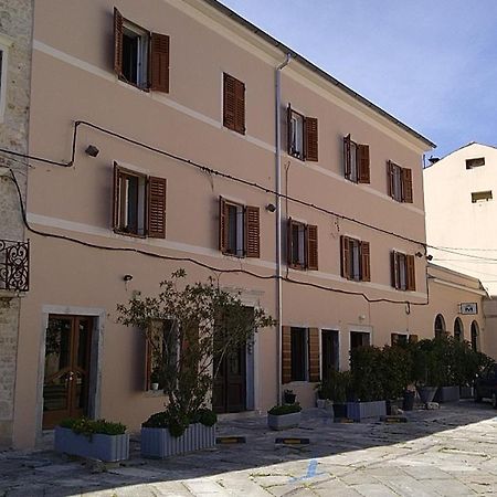 Apartments Rauch Пула Екстериор снимка