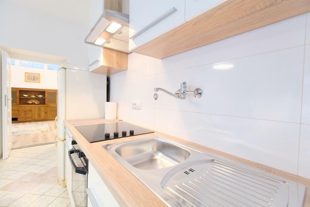 Apartments Rauch Пула Екстериор снимка